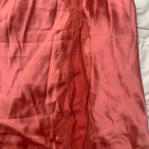 Satin skirt - Picture 3 of 4